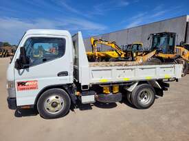 2018 FUSO CANTER 515 SWB TIPPER TRUCK WITH LOW 48,000 KLMS, FULL CIVIL SPEC AND AUTO TRANSMISSION. - picture2' - Click to enlarge