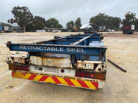 Trailer Skell Kruegar Retractable 30ft to 40ft 1999 SN1082 - picture2' - Click to enlarge