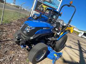 Solis Tractor 26hp HST - picture2' - Click to enlarge