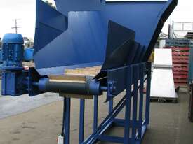 Large Industrial Hopper Conveyor Feeder - 3m Long - picture0' - Click to enlarge