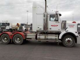 Western Star 4800FX - picture0' - Click to enlarge