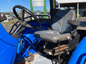New Holland TD95 FWA/4WD Tractor - picture2' - Click to enlarge
