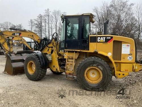 CATERPILLAR 930H Tool Carrier (SOLD)