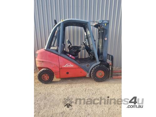 Linde 3.5T Diesel Forklift with Container Mast