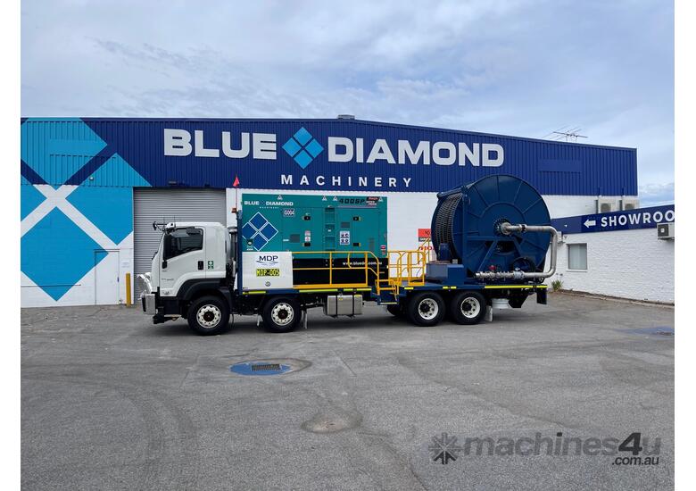 caption 88kVA Diesel Generator: Perkins Engine, 415V - Blue Diamond