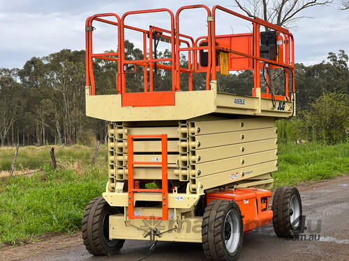 JLG 4069LE Scissor Lift Access & Height Safety