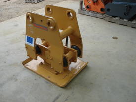 Eurotec Vibrating Compaction Plate NEW 830mm Wide - picture1' - Click to enlarge
