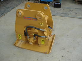 Eurotec Vibrating Compaction Plate NEW 830mm Wide - picture0' - Click to enlarge
