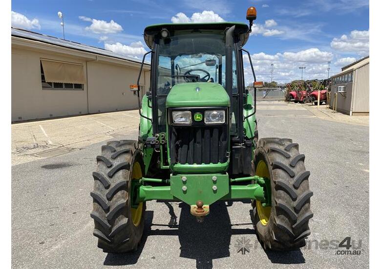 Used John Deere 5083E 4WD Tractors 80100hp in , Listed on Machines4u