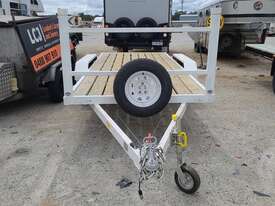 Custom Dual Axle - picture0' - Click to enlarge