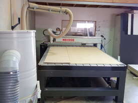 FLAT PANEL  2400 X 1800 CNC ROUTER - picture0' - Click to enlarge