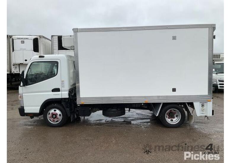 Buy Used mitsubishi fuso Canter Mini Loader in , - Listed on Machines4u