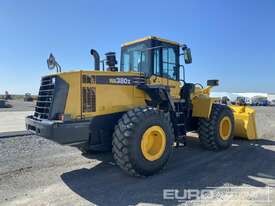 Komatsu WA380-6 Wheeled Loader - picture1' - Click to enlarge