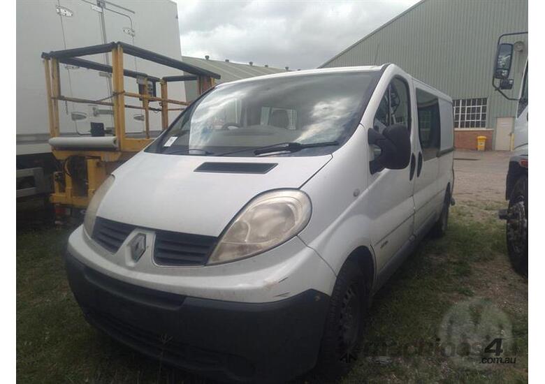 Buy Used renault TRAFIC Vans in , - Listed on Machines4u