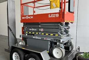 Skyjack 19' Electric scissor lift and Trailer Package