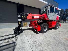 Manitou MRT2150 Rotational Telehandler 2015 model with Forks & Winch - picture2' - Click to enlarge