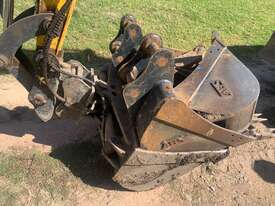 New Holland E60C Excavator for sale - picture2' - Click to enlarge
