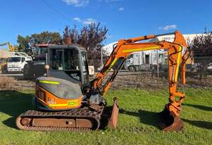 Excavator Hitachi ZAXIS40 4 Tonne 2010 5796 hours