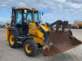 JCB 3CX - picture0' - Click to enlarge