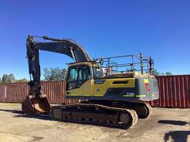 Volvo EC300DL Excavator - picture0' - Click to enlarge