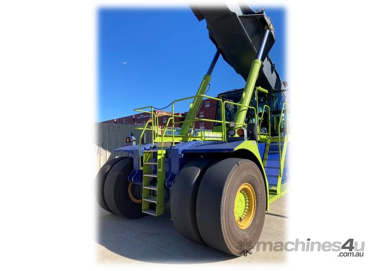2019 RS65 Omega Reach Stacker - Hire