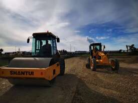 Road Roller SR10 -with blade 10t Shantui New  - picture1' - Click to enlarge
