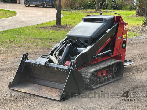 Toro TX525 Dingo Skid Steer Loader