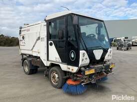 2012 Scarab Minor Street Sweeper - picture0' - Click to enlarge