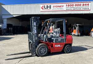 UHI E35D 3.5T Lithium Forklift