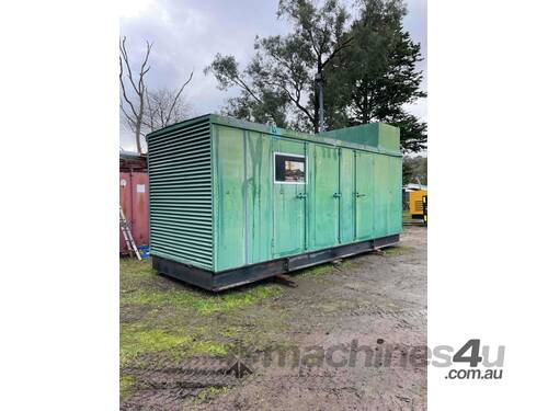 Generator enclosure