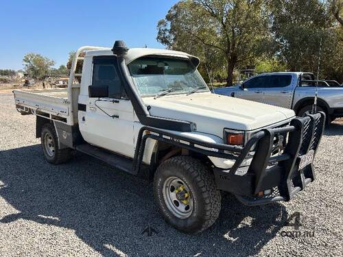 2003 TOYOTA LANDCRUISER UTE