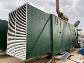 2002 FG Wilson P1000X 949KVA Generator 
 1024 Hours, 759KW, 3 Phase, Container Fitted, Diesel Tank I - picture0' - Click to enlarge