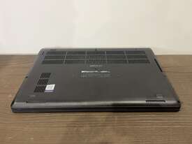 Dell Latitude 5400 Laptop - picture0' - Click to enlarge