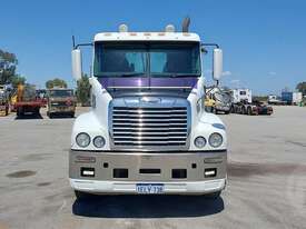 Freightliner Century Class - picture0' - Click to enlarge