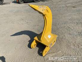 Unused Ripper to suit Komatsu PC200 - picture0' - Click to enlarge