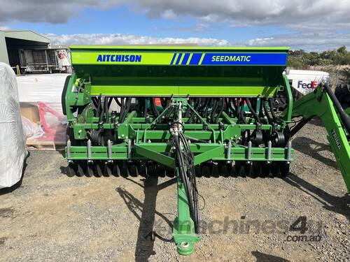 ENGAGE AG - Aitchison Seedmatic 4128 - Seed & Fertilizer Drill perfect for Improved Pasture - Hire