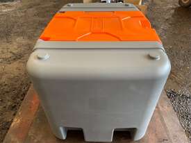 400 Ltr Fuel Tank - picture1' - Click to enlarge