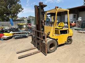 Dual Wheel Chinese Made Forklift - picture1' - Click to enlarge