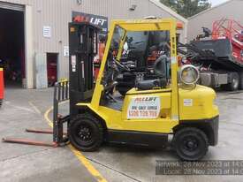 USED 2.5T LPG HYSTER FORKLIFT - picture2' - Click to enlarge