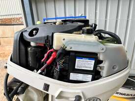 EVINRUDE E-TEC 60 HP BOAT MOTOR - picture2' - Click to enlarge