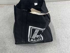 Bag of Miscellaneous Items (Police Lost & Stolen) - picture0' - Click to enlarge