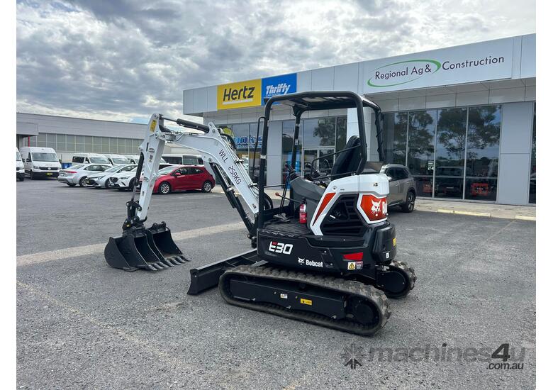 Bobcat E30 Excavator - Ex Demo
