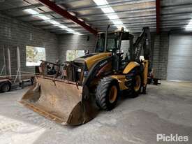 2006 Volvo BL71 Powershift 4x4 Backhoe/Loader - picture1' - Click to enlarge