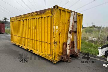 Hook Bin 30mt Container
