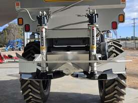New 2023 Hansa T12 Trailing Spreader - picture2' - Click to enlarge