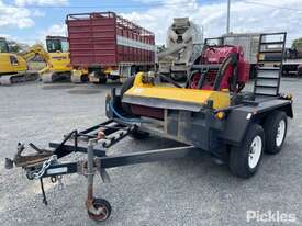 2009 Dingo K9-3 Dingo Digger and Trailer Combination - picture0' - Click to enlarge