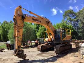 Hyundai Robex 300LC Excavator (Steel Tracked) - picture1' - Click to enlarge