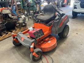 Husqvarna Z242F Ride On Mower - picture0' - Click to enlarge