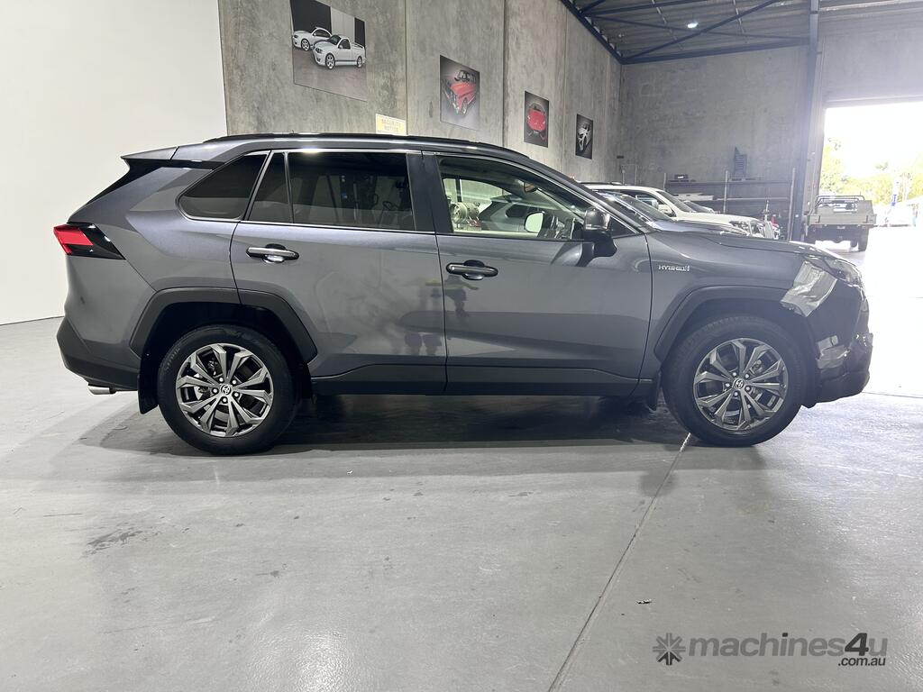Buy Used 2022 Toyota 2022 Toyota RAV4 GXL 2WD Hybrid-Petrol Wagon in ...