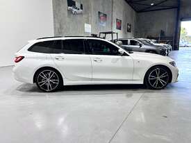 2020 BMW 3 Series 330i M Sport - picture0' - Click to enlarge